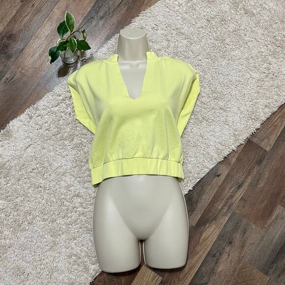 525 America XS Neon Yellow V-Neck Sleeveless Cropped Muscle Sweater Tank Top - Picture 1 of 6